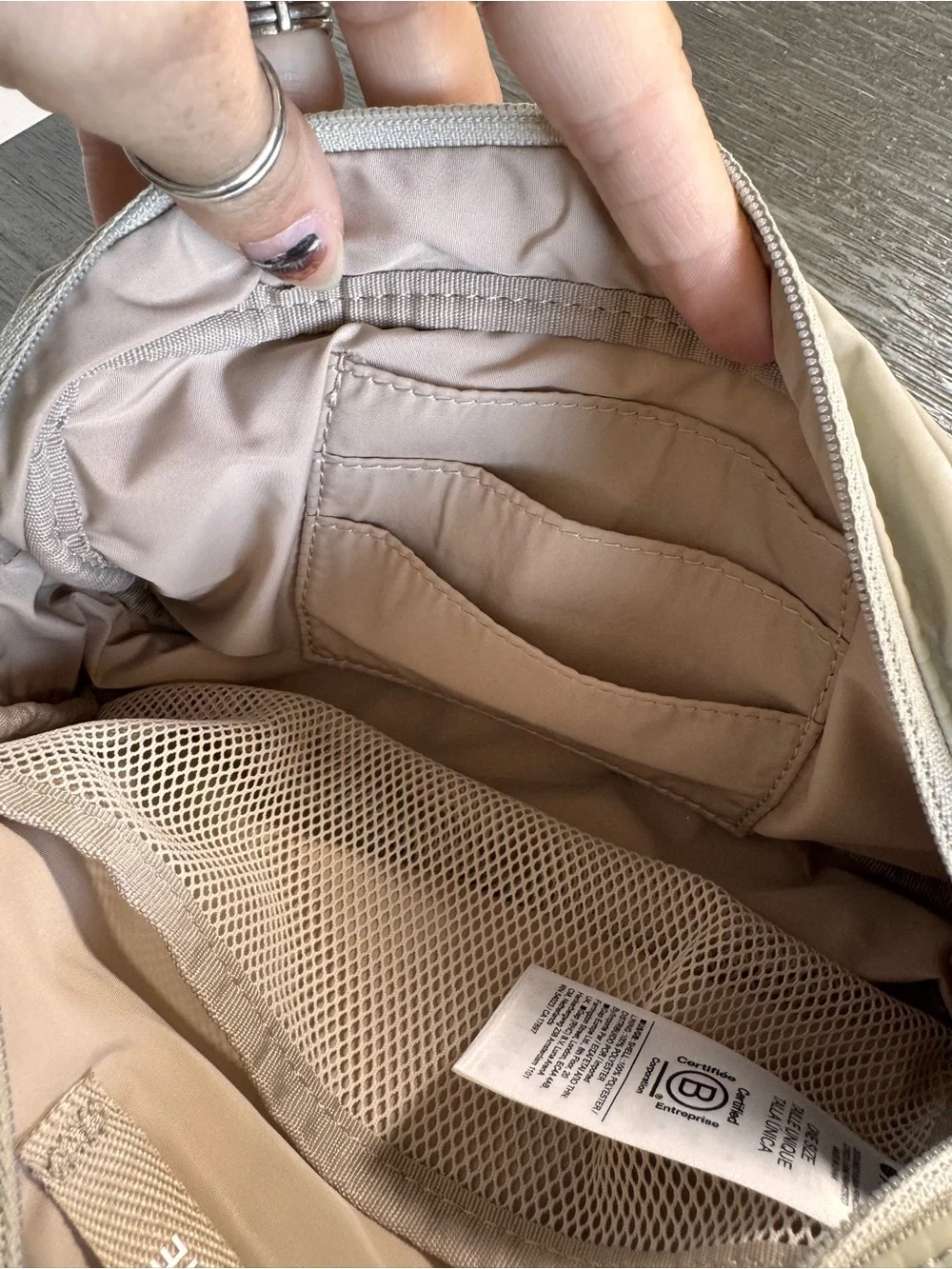 Athleta All About Large Crossbody Belt Bag Purse Oyster Grey